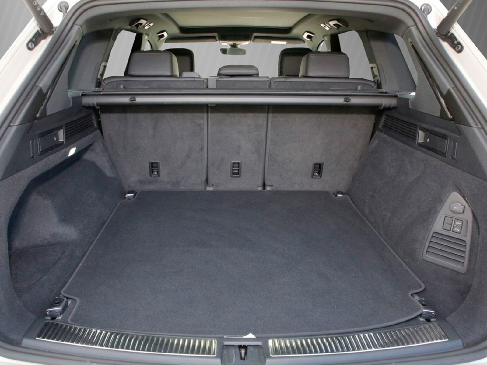 Volkswagen Touareg – Bild 7
