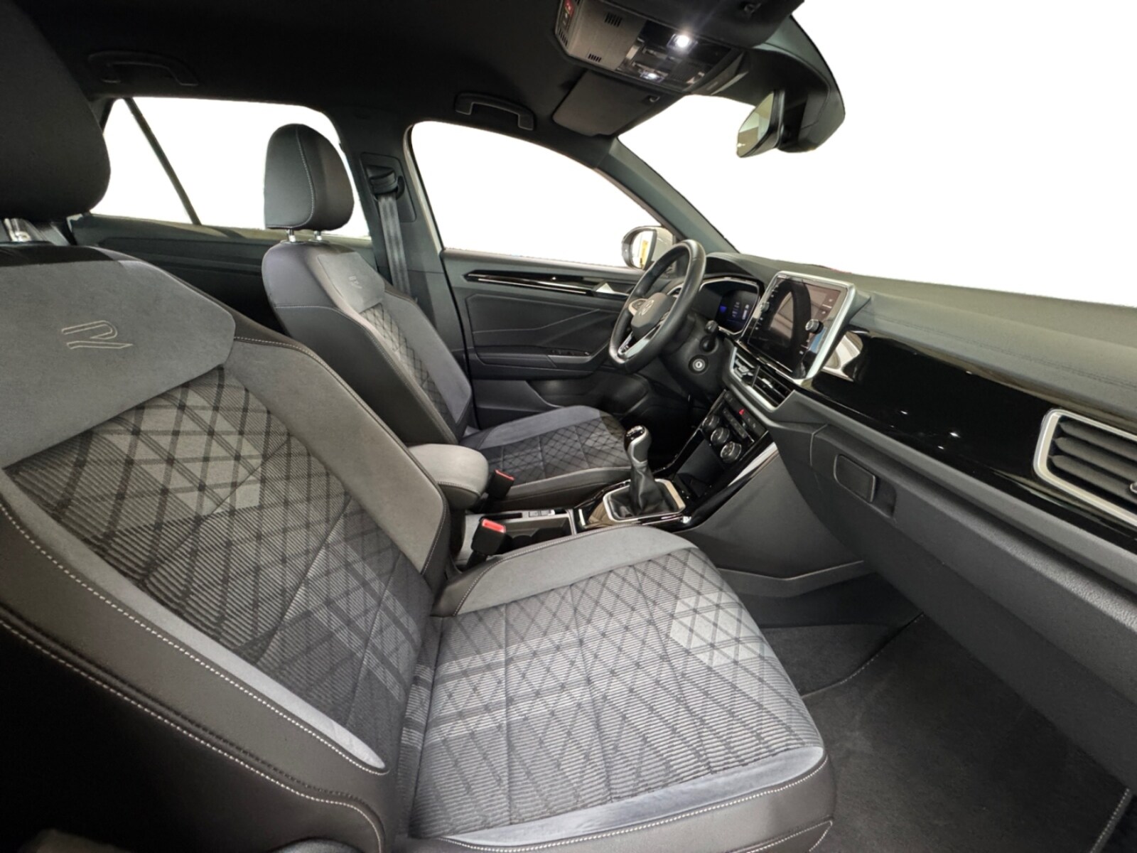 Volkswagen T-Roc – Bild 15