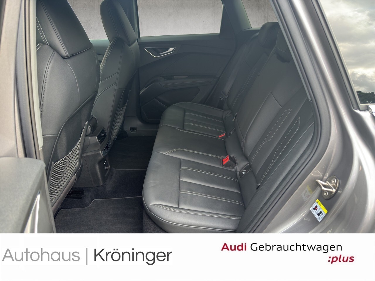 Image about Audi Q4 e-tron 40 e-tron