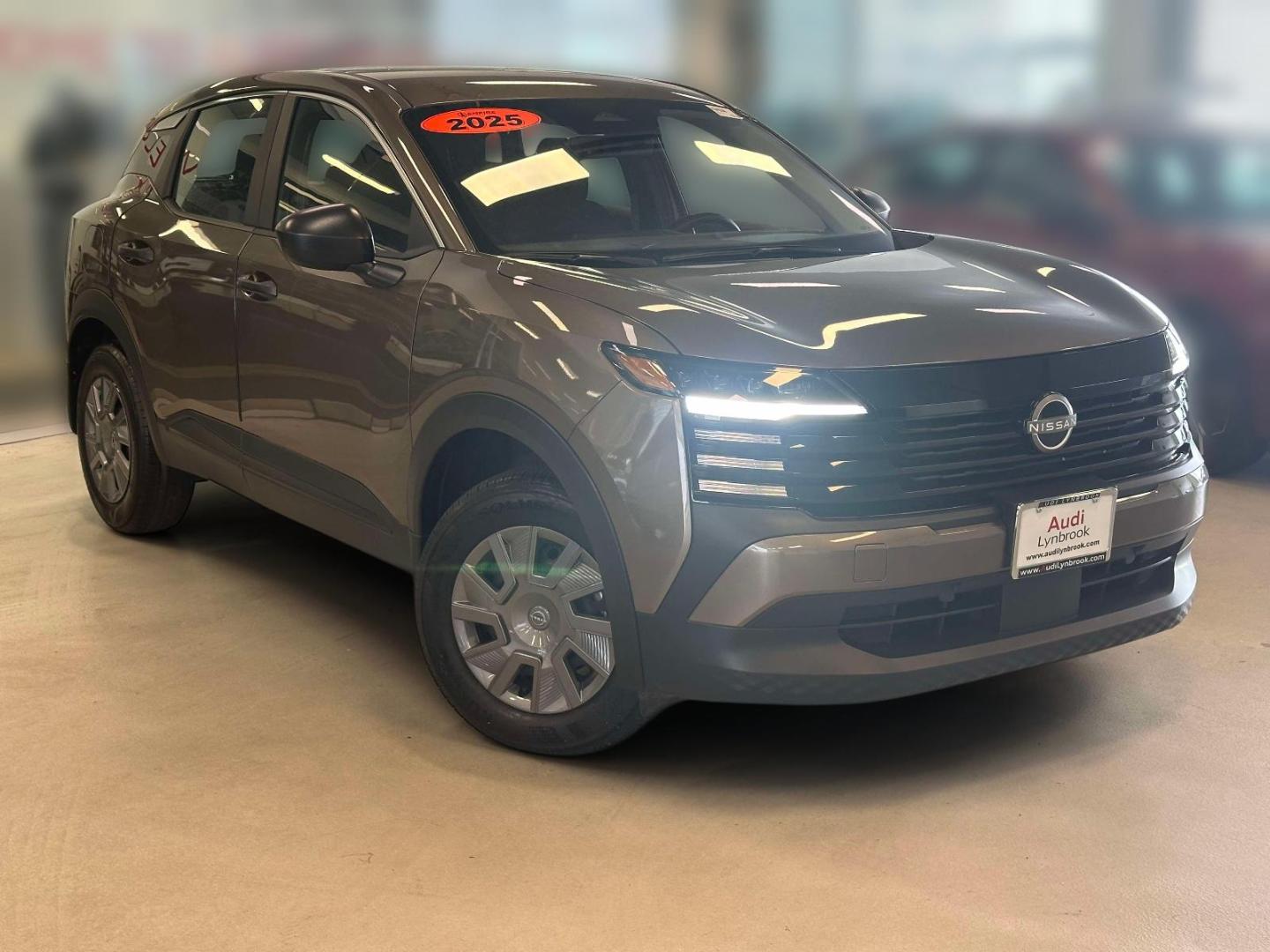 2025 Nissan Kicks 2.0 S AWD's photo