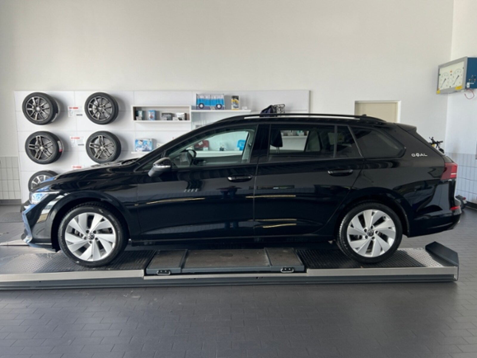 Volkswagen Golf Variant – Bild 3
