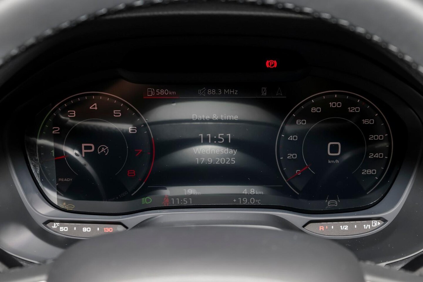 Image about Audi Q2 35 TFSI S tronic