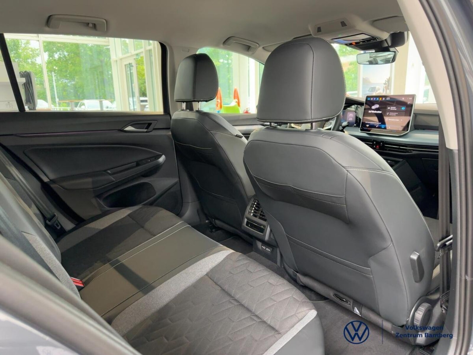 Volkswagen Golf Variant – Bild 10