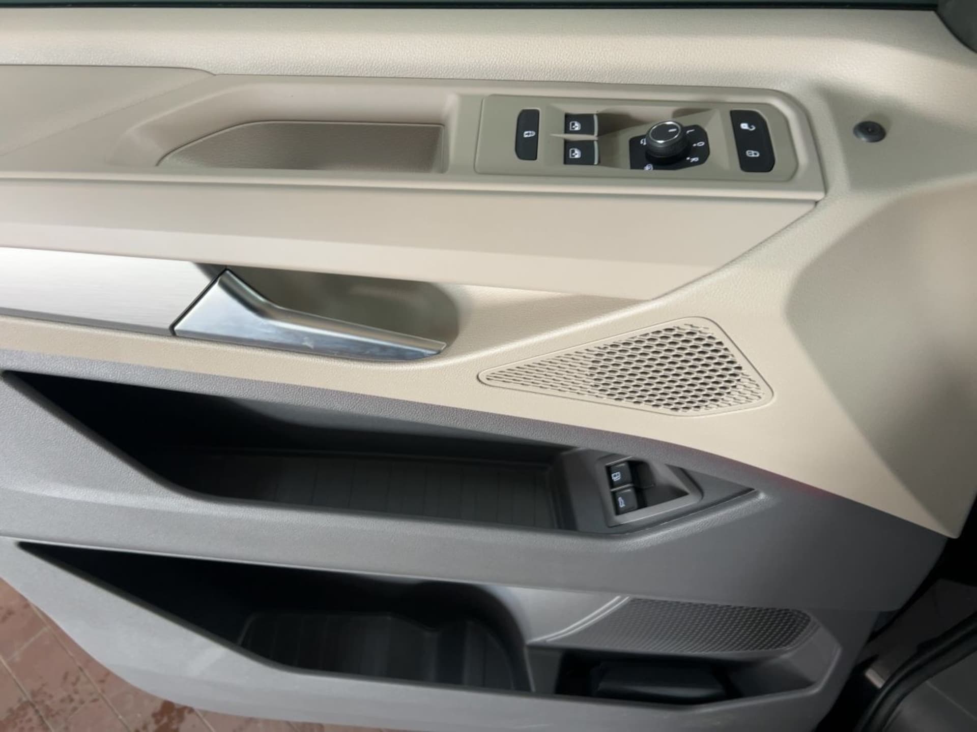 Volkswagen Multivan Life