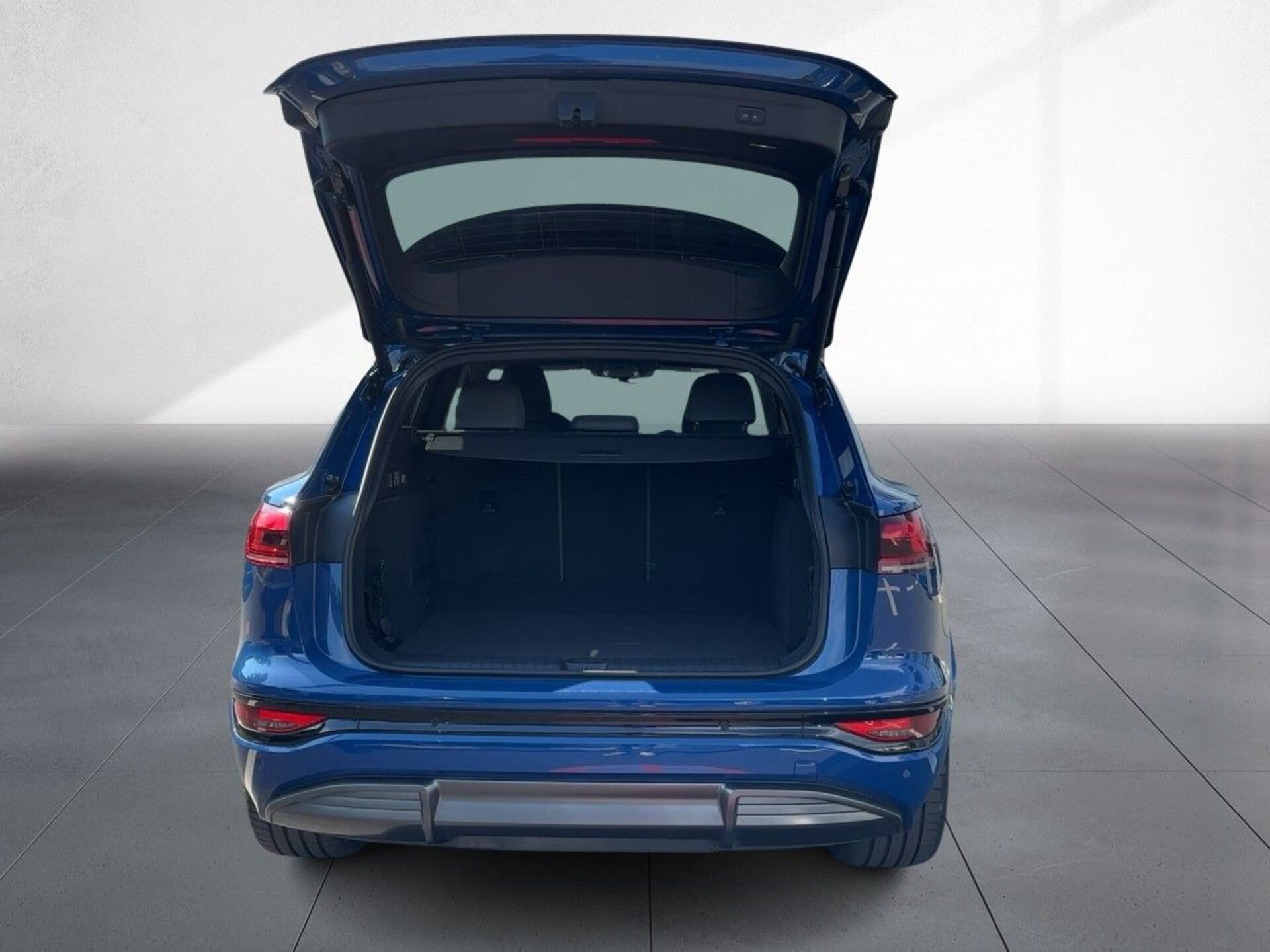 Audi Q6 SUV e-tron