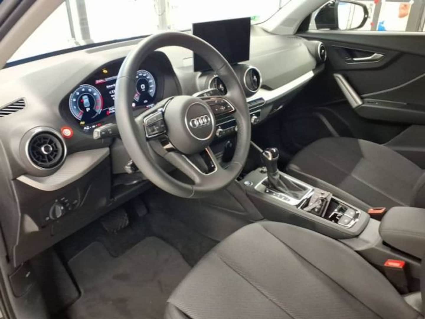 Bild über Audi Q2 35 TFSI S tronic - für weitere Informationen kontaktieren Sie den Audi Partner