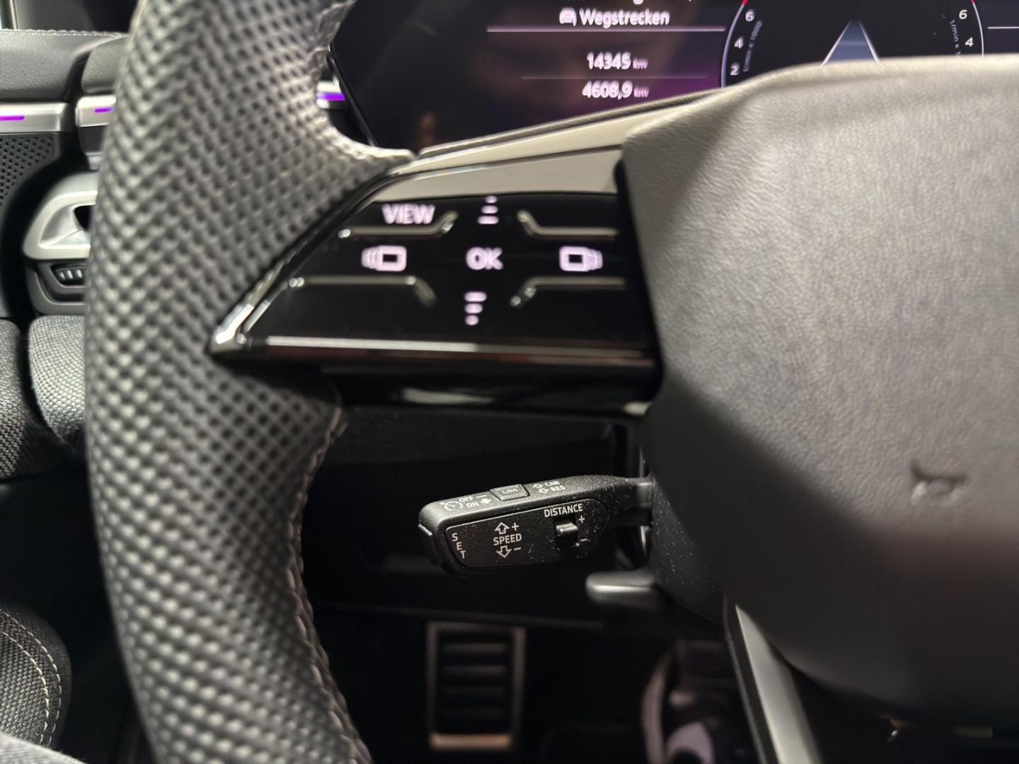 Bild über Audi A5 Avant e-hybrid e-hybrid quattro 220 kW S tronic - für weitere Informationen kontaktieren Sie den Audi Partner