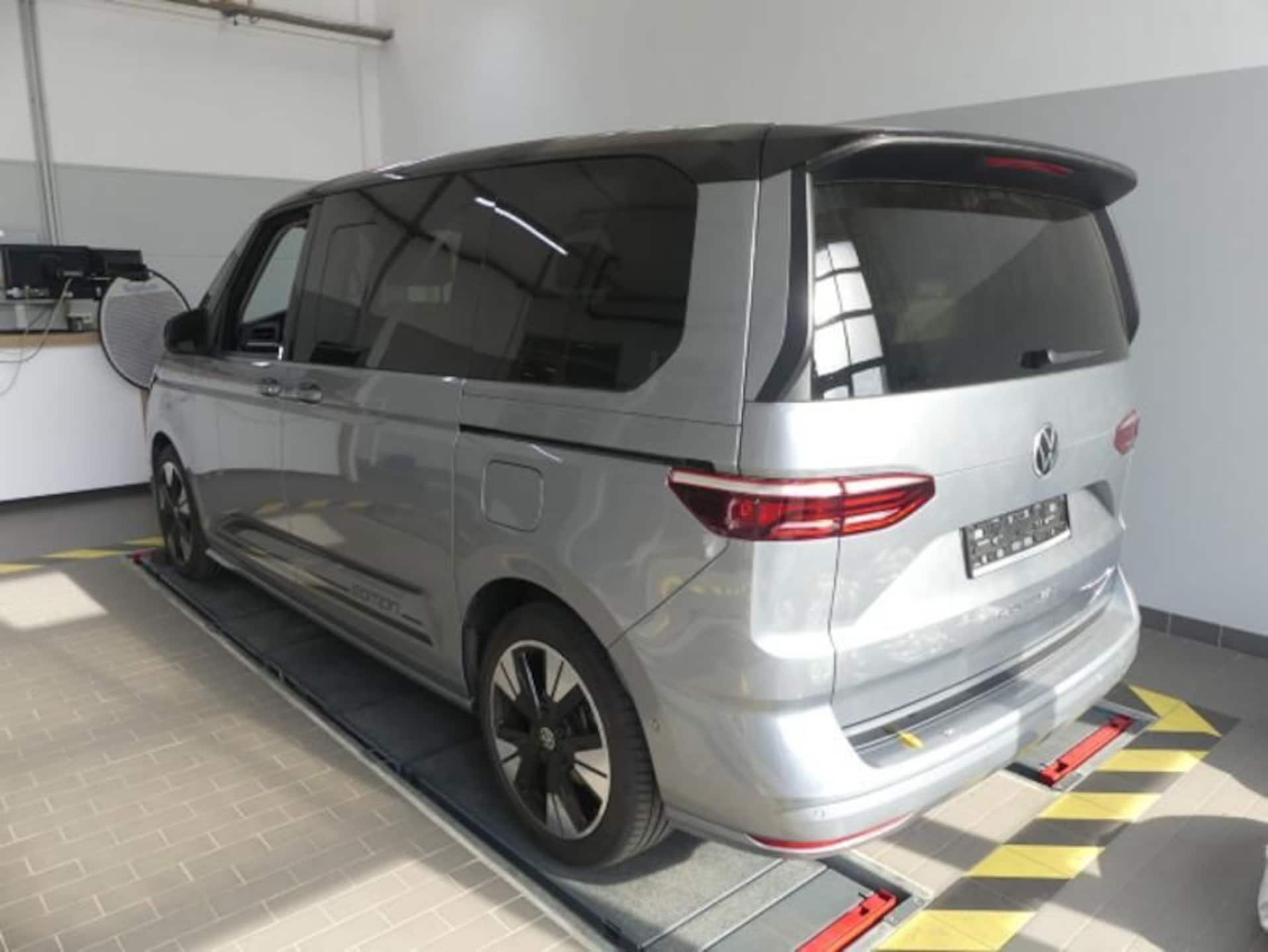 Volkswagen Multivan Life