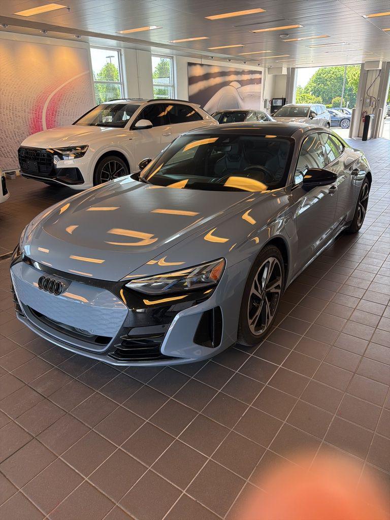 2023 Audi e-tron GT Premium Plus quattro's photo