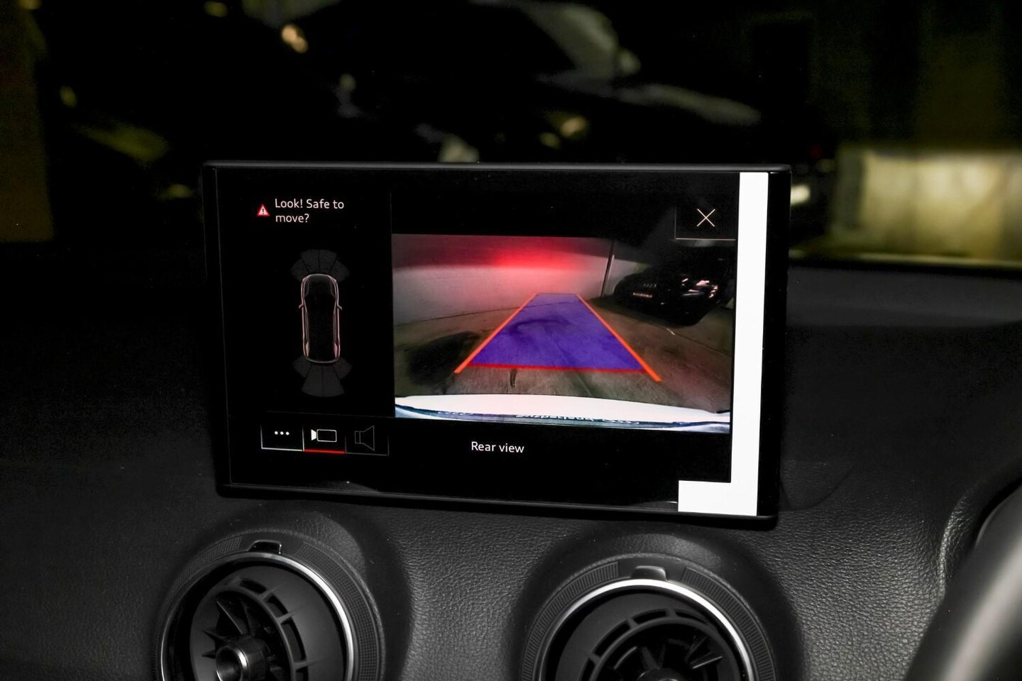 Image about Audi Q2 35 TFSI S tronic