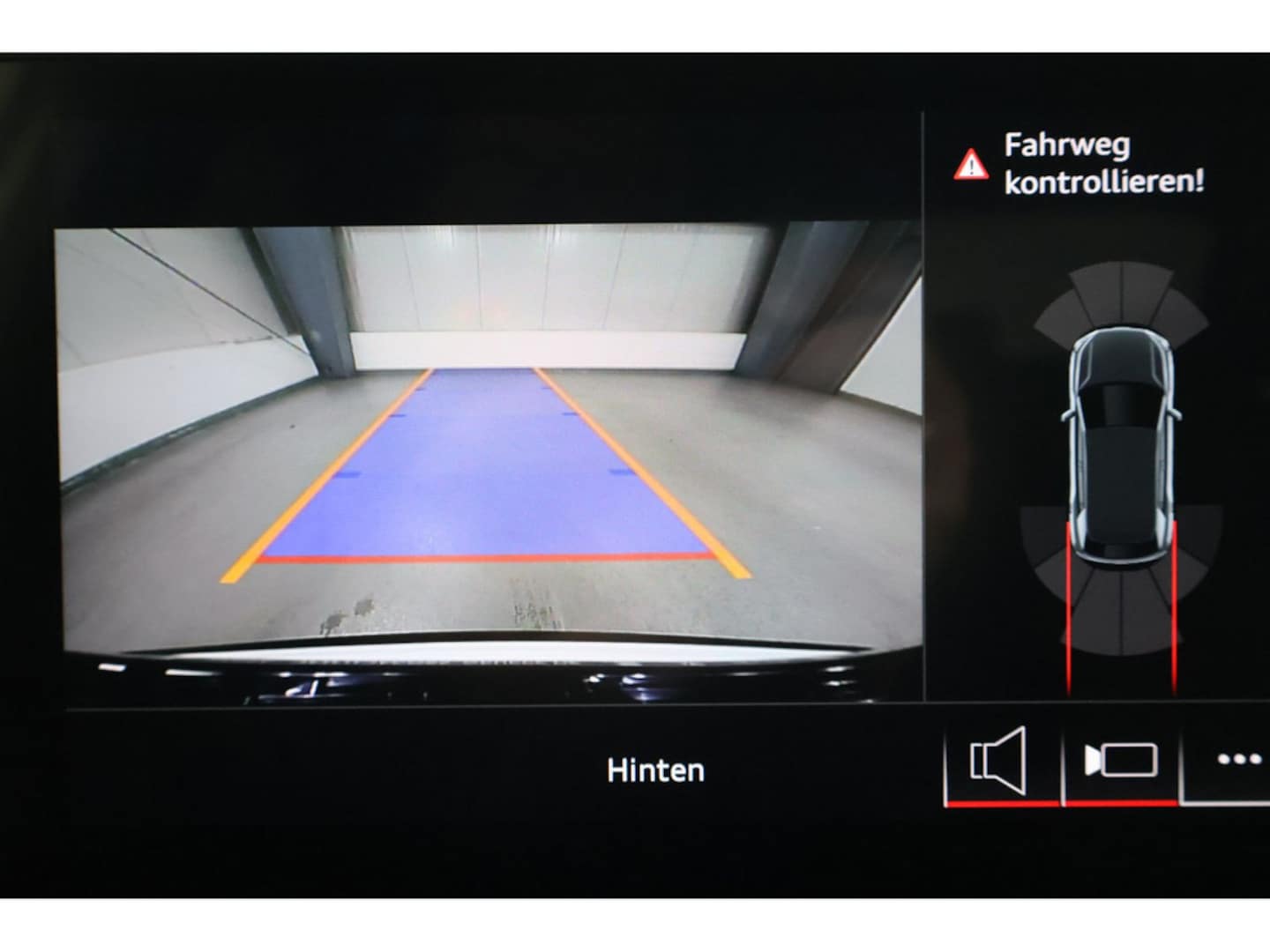 Bild über Audi Q2 S line 35 TFSI S tronic - für weitere Informationen kontaktieren Sie den Audi Partner
