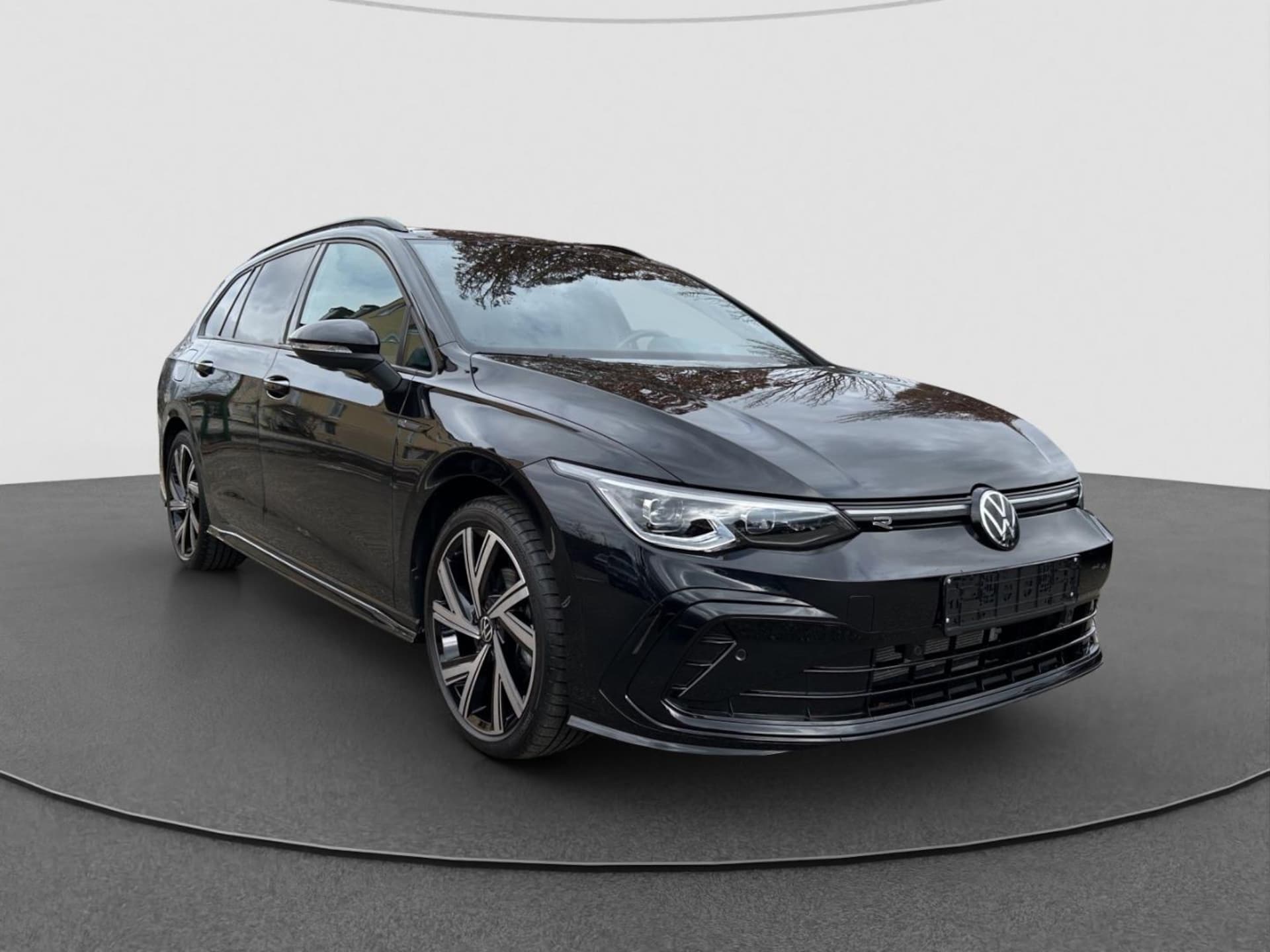 Volkswagen Golf Variant R-Line