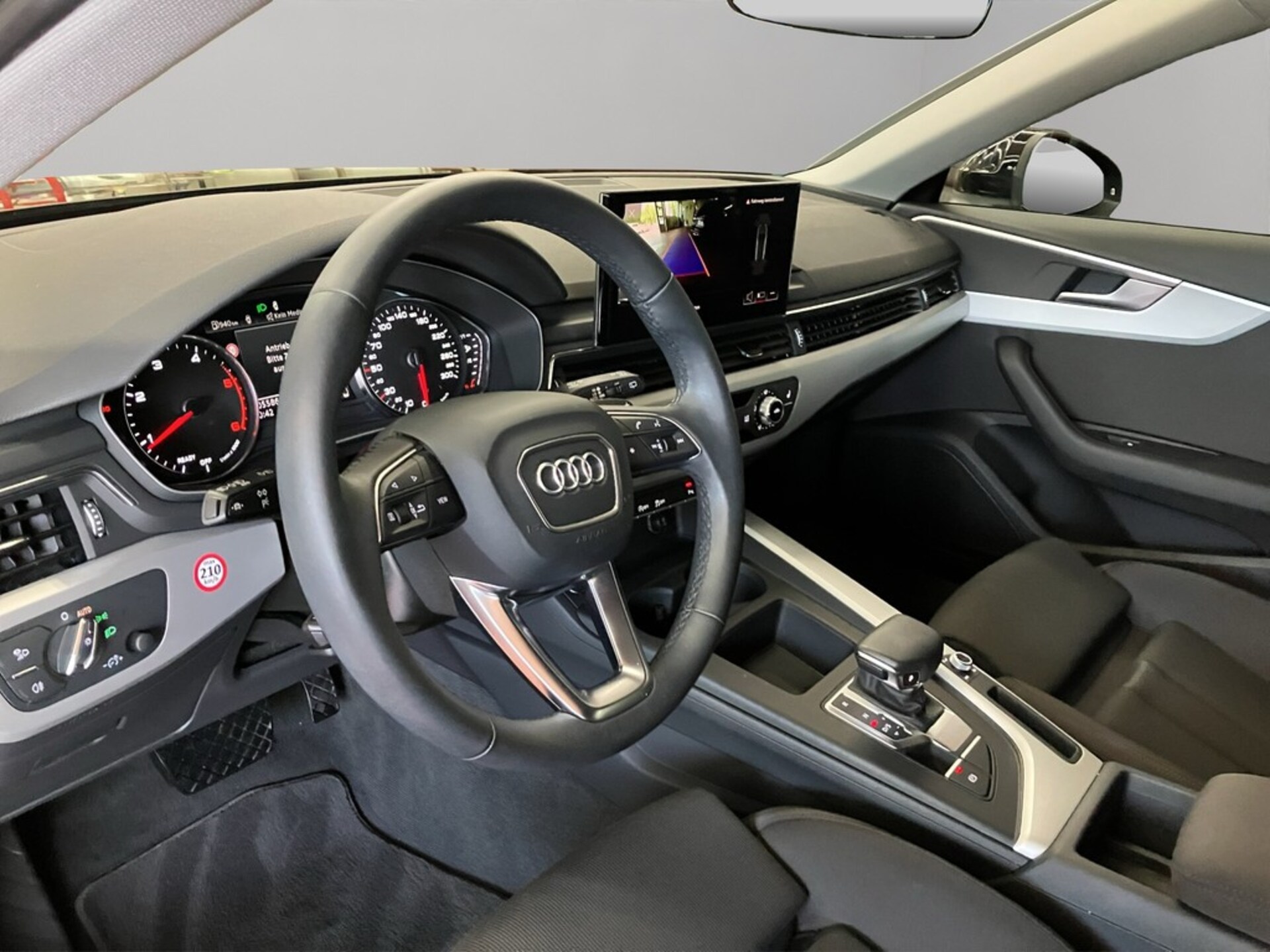 Audi A4 Avant Advanced