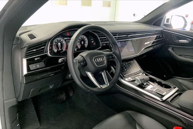 2023 Audi Q8