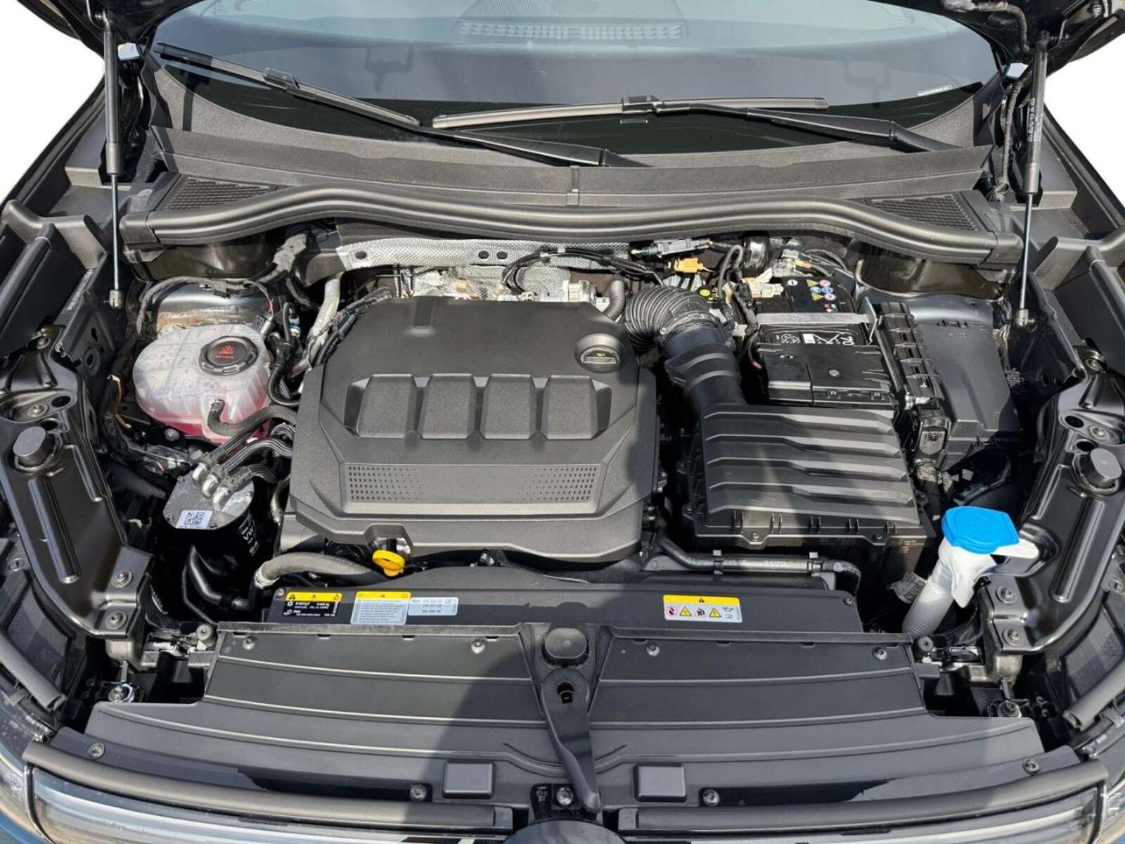 Volkswagen Tiguan – Bild 12