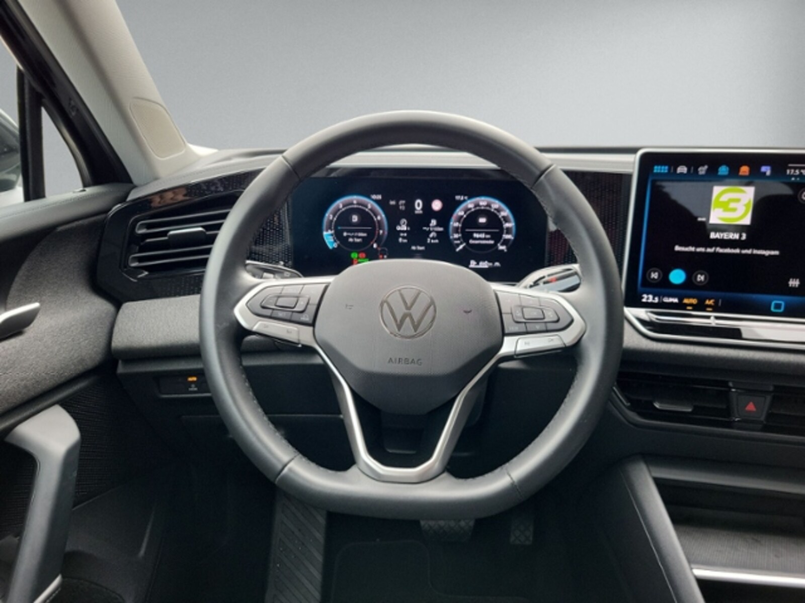 Volkswagen Tiguan – Bild 14