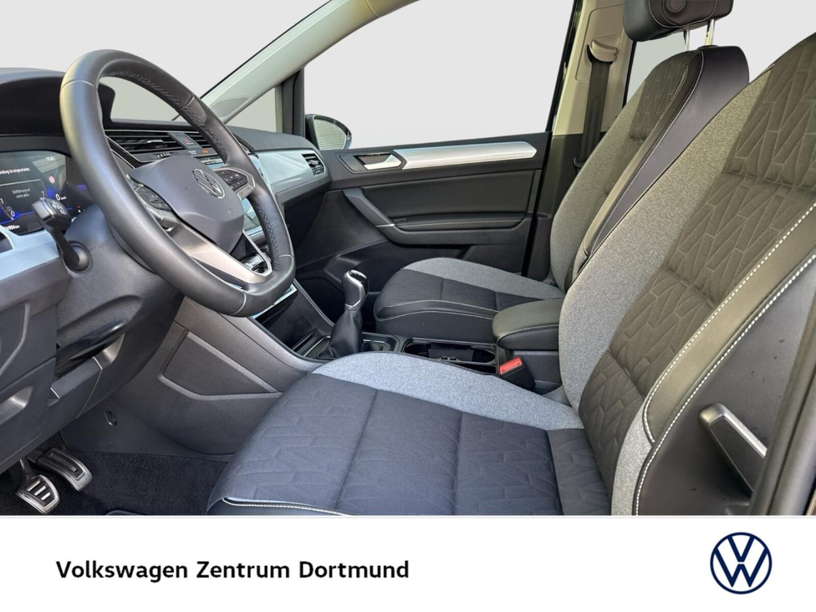 Volkswagen Touran – Bild 8