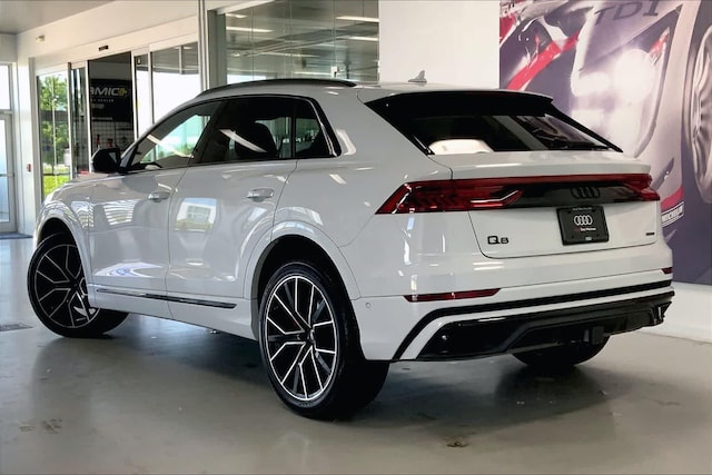 2023 Audi Q8