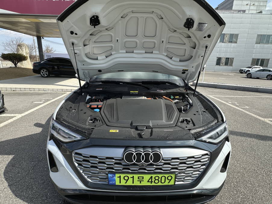 Image about Audi Q8 45 TDI quattro Premium 170(231) kW(hp) tiptronic