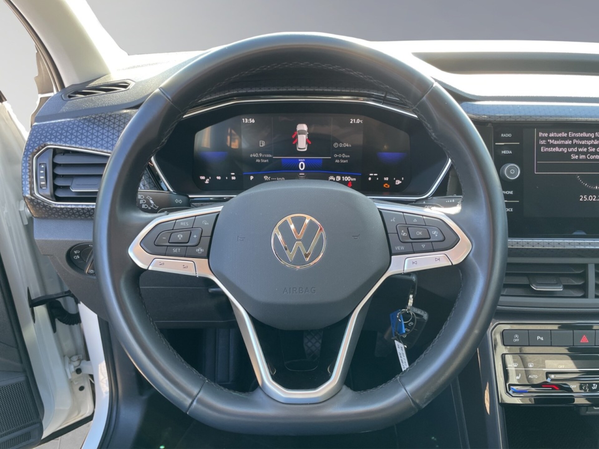Volkswagen T-Cross Style
