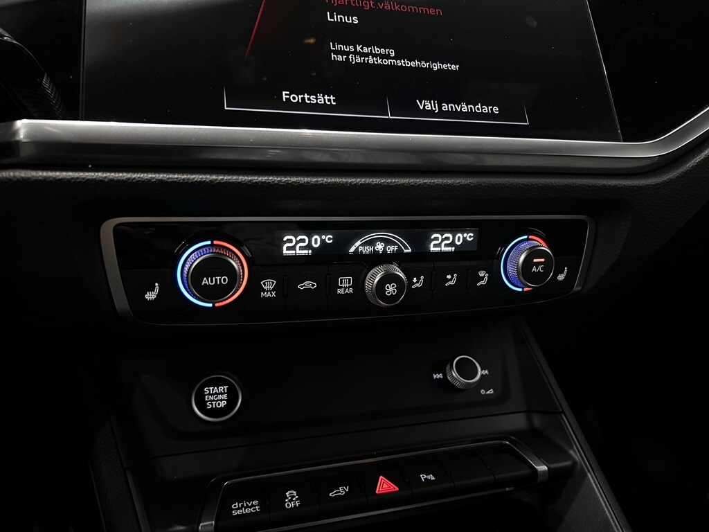Bild som visar&nbsp;Audi Q3 TFSI e&nbsp;Q3 45 TFSI e S line 245 hk S tronic - för mer information kontakta din Audi Partner