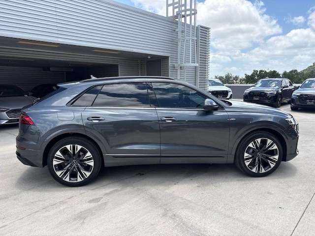 2026 Audi Q8
