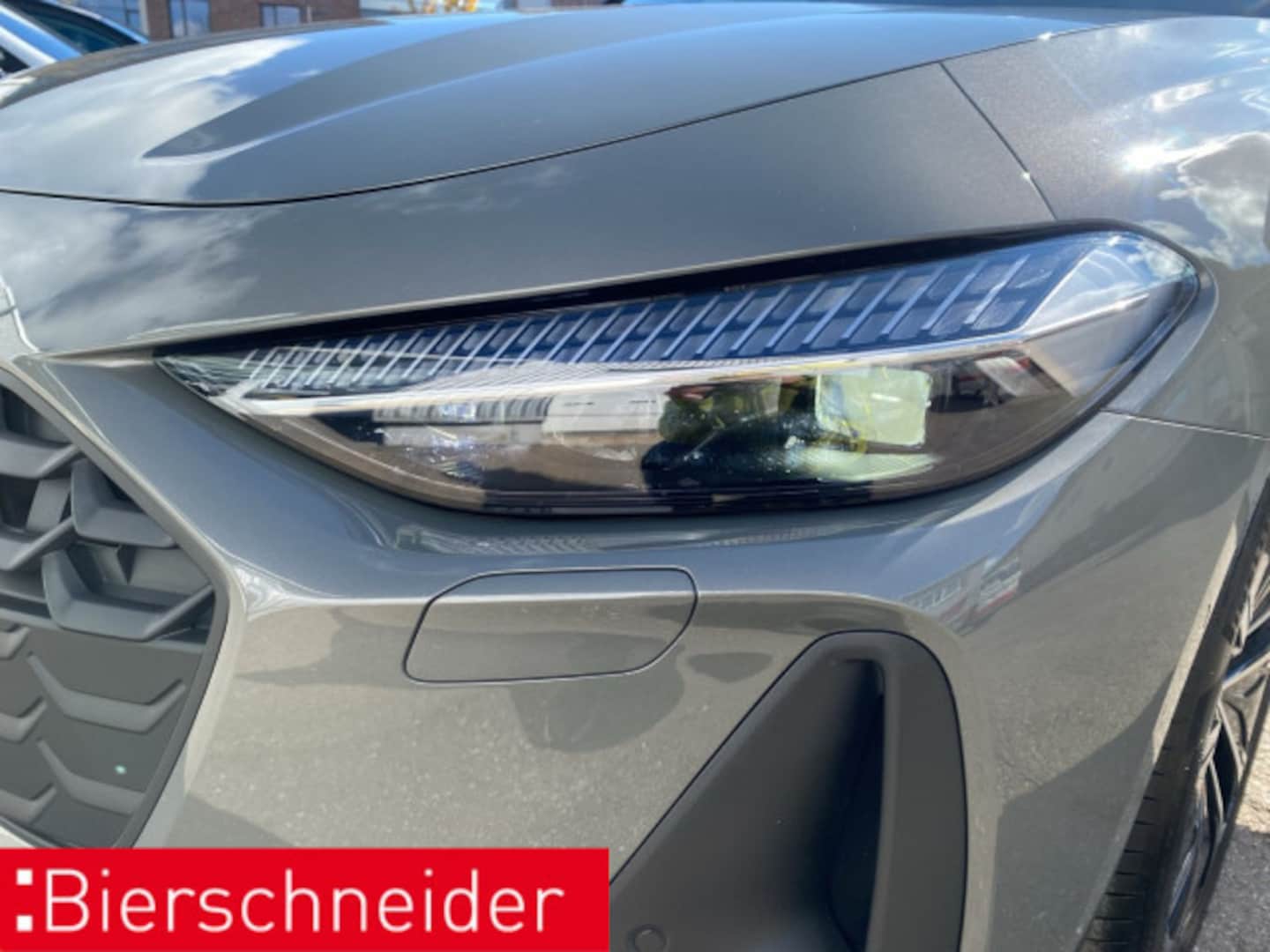 Bild über Audi A5 Limousine TFSI S tronic - für weitere Informationen kontaktieren Sie den Audi Partner