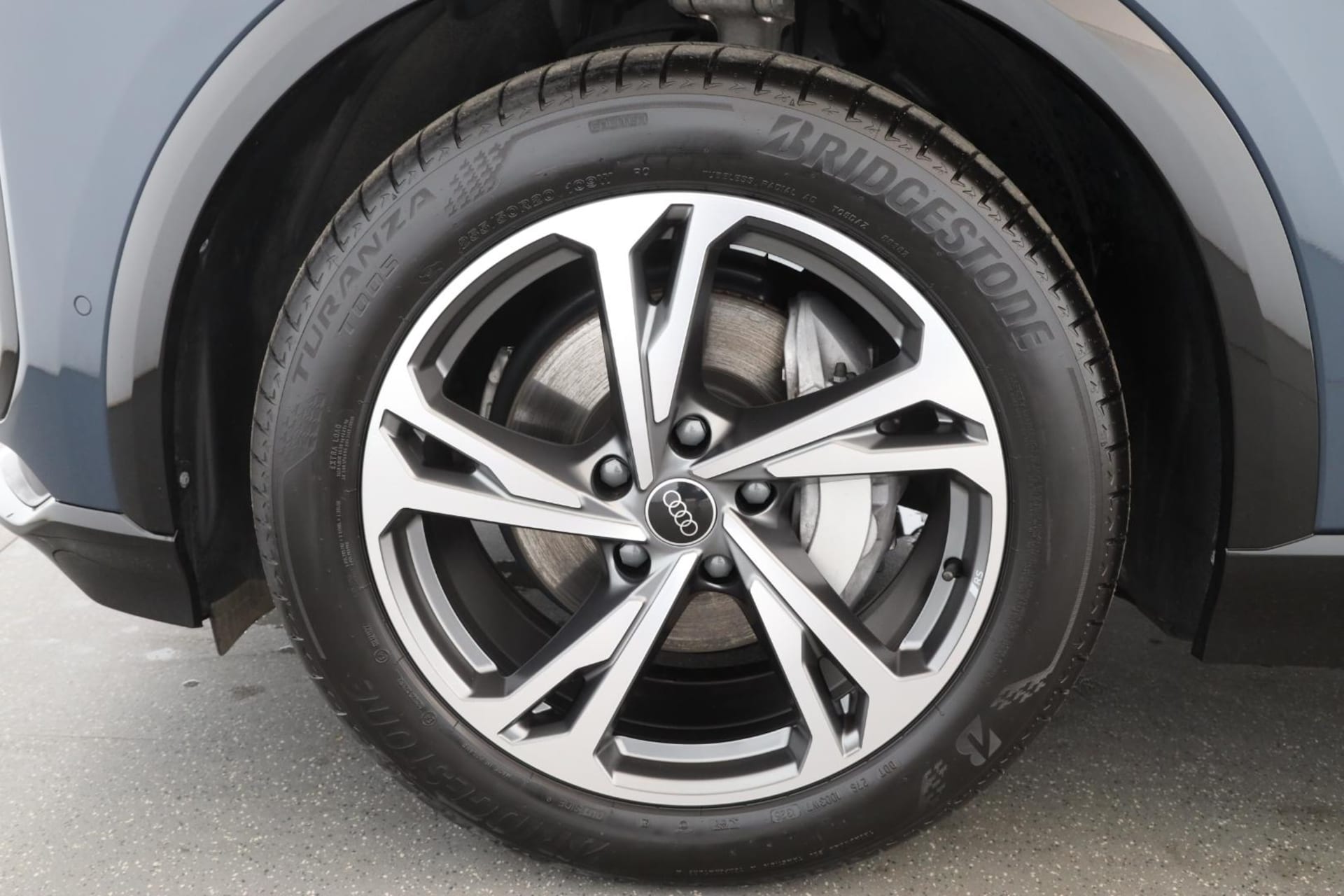Audi Q6 SUV e-tron