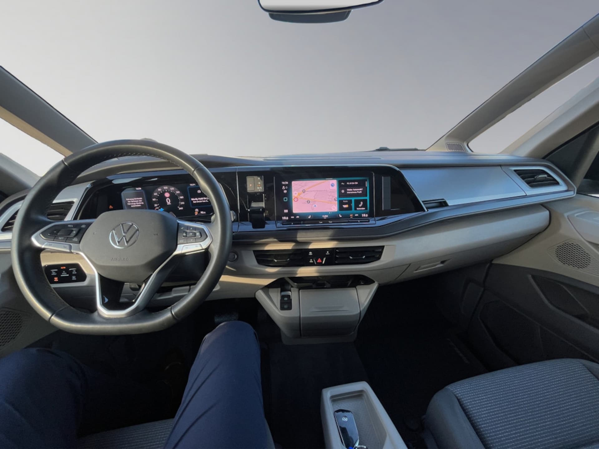 Volkswagen Multivan Basis-Modell