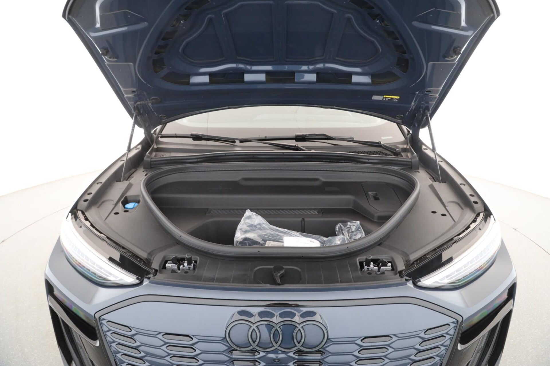 Audi Q6 SUV e-tron
