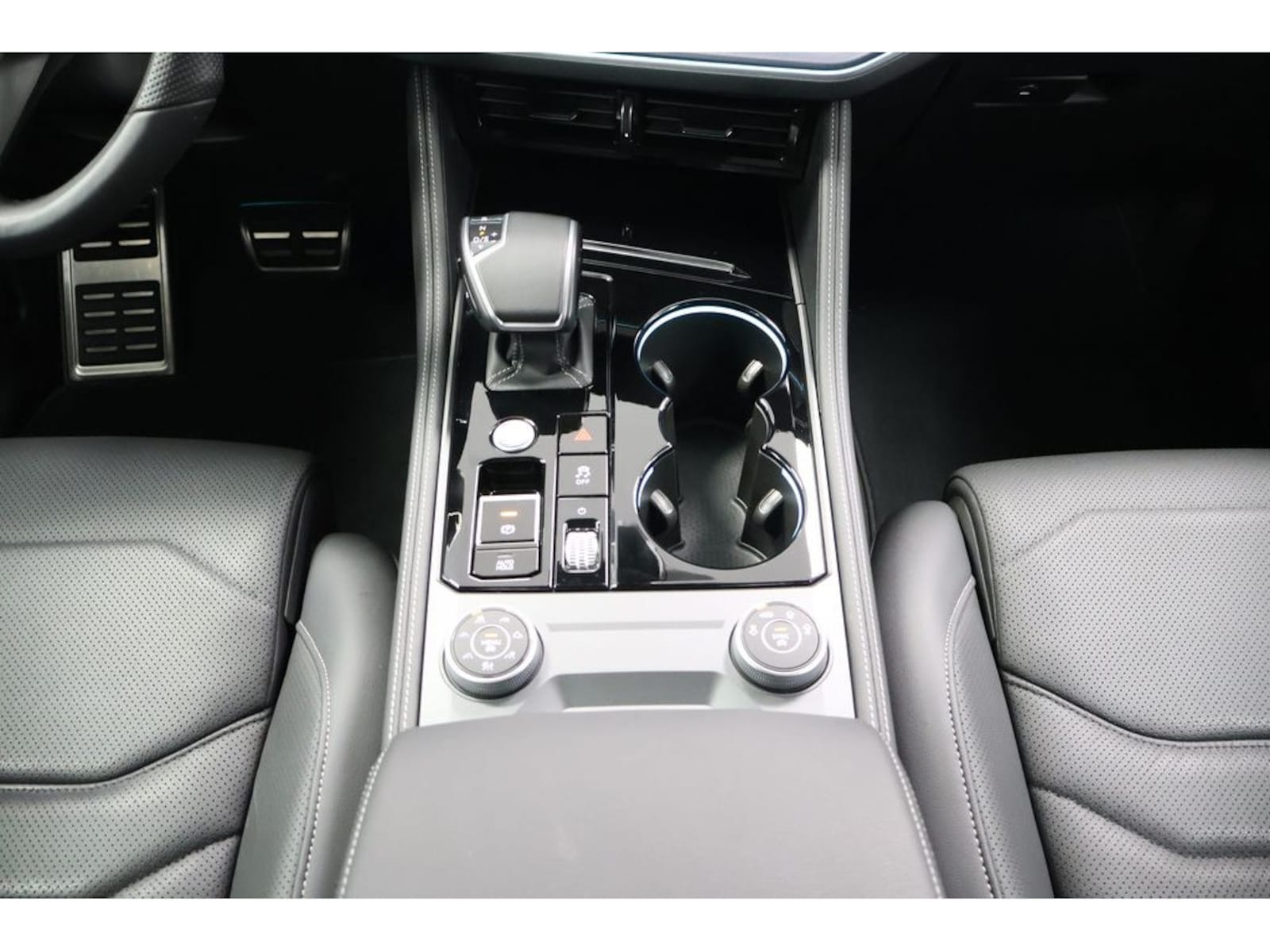 Volkswagen Touareg – Bild 14