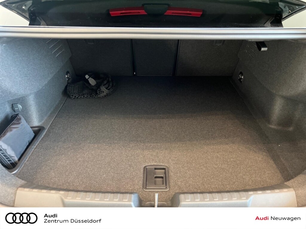 Image about Audi RS 3 Limousine TFSI quattro S tronic
