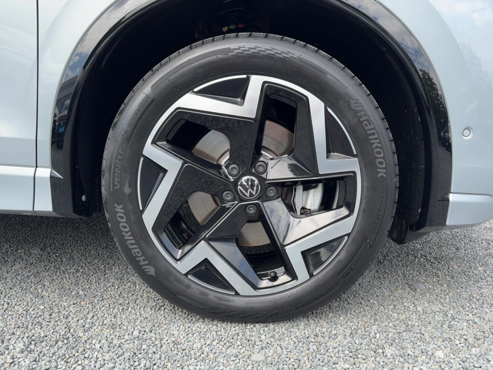 Volkswagen Tiguan – Bild 13
