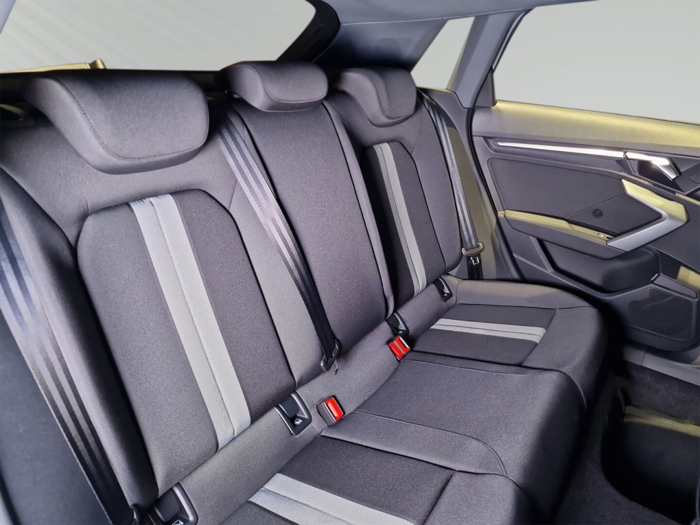 Bild über Audi A3 Sportback TDI S tronic - für weitere Informationen kontaktieren Sie den Audi Partner