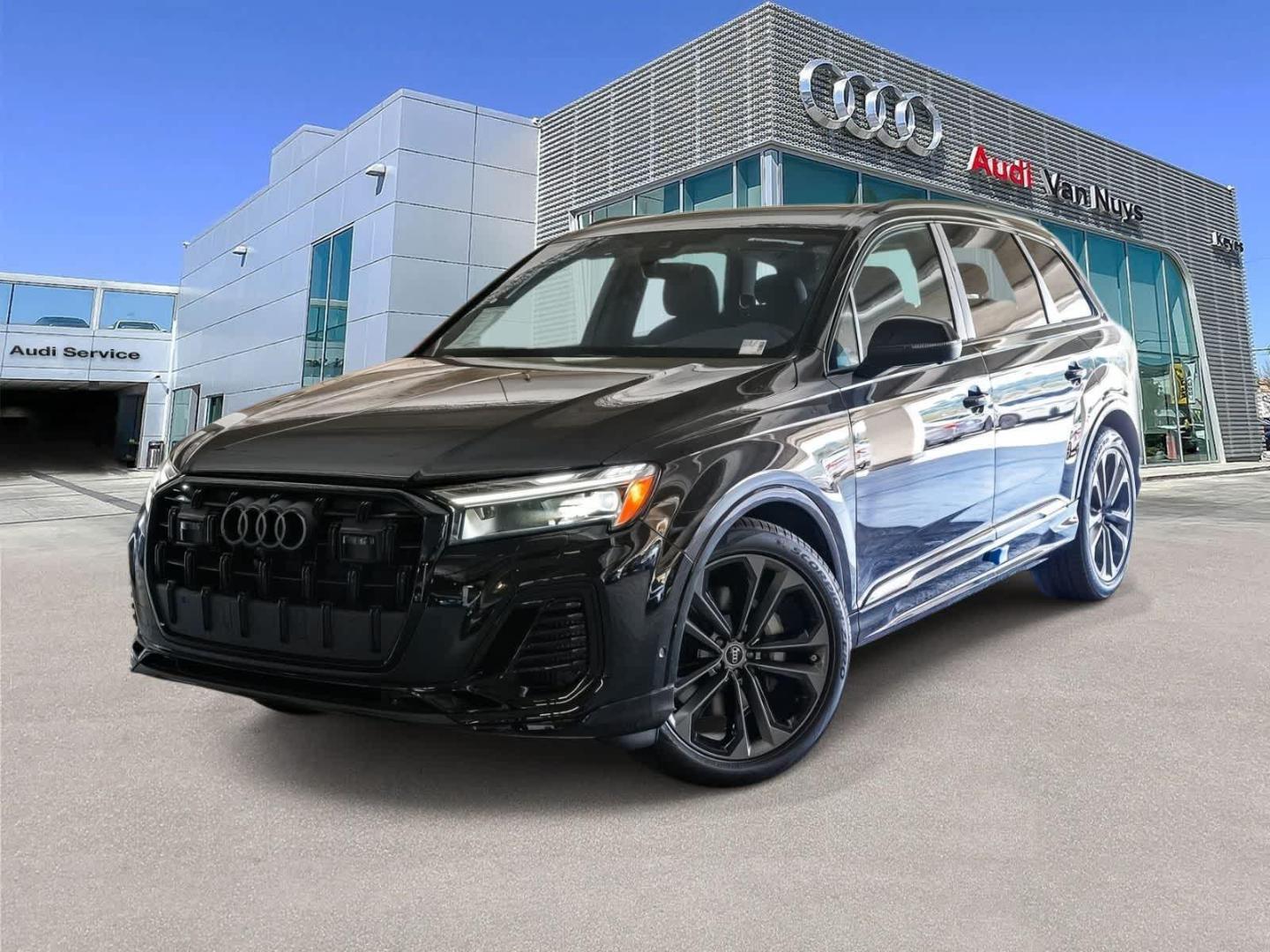 2026 Audi Q7 55 Premium Plus quattro Tiptronic's photo