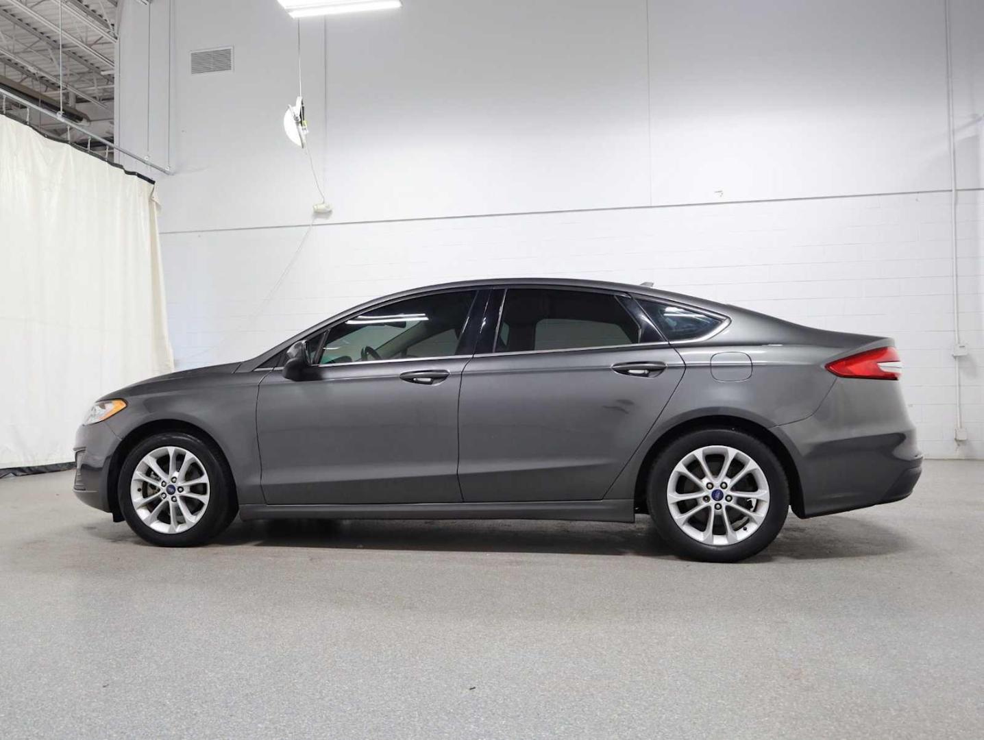 Used 2019 Ford Fusion SE with VIN 3FA6P0HD8KR276920 for sale in Novi, MI