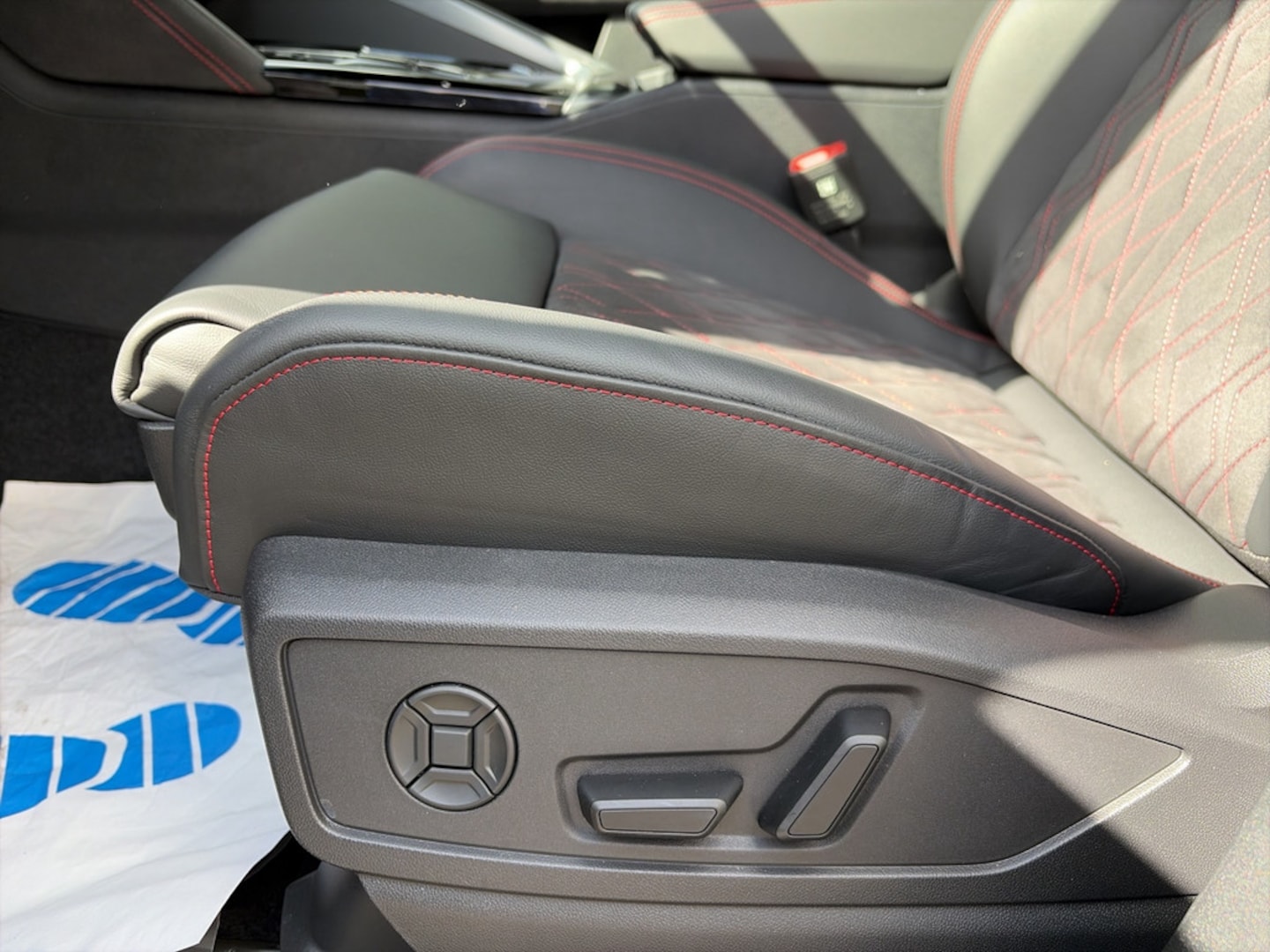 Bild über Audi Q5 Sportback TFSI quattro 150 kW S tronic - für weitere Informationen kontaktieren Sie den Audi Partner