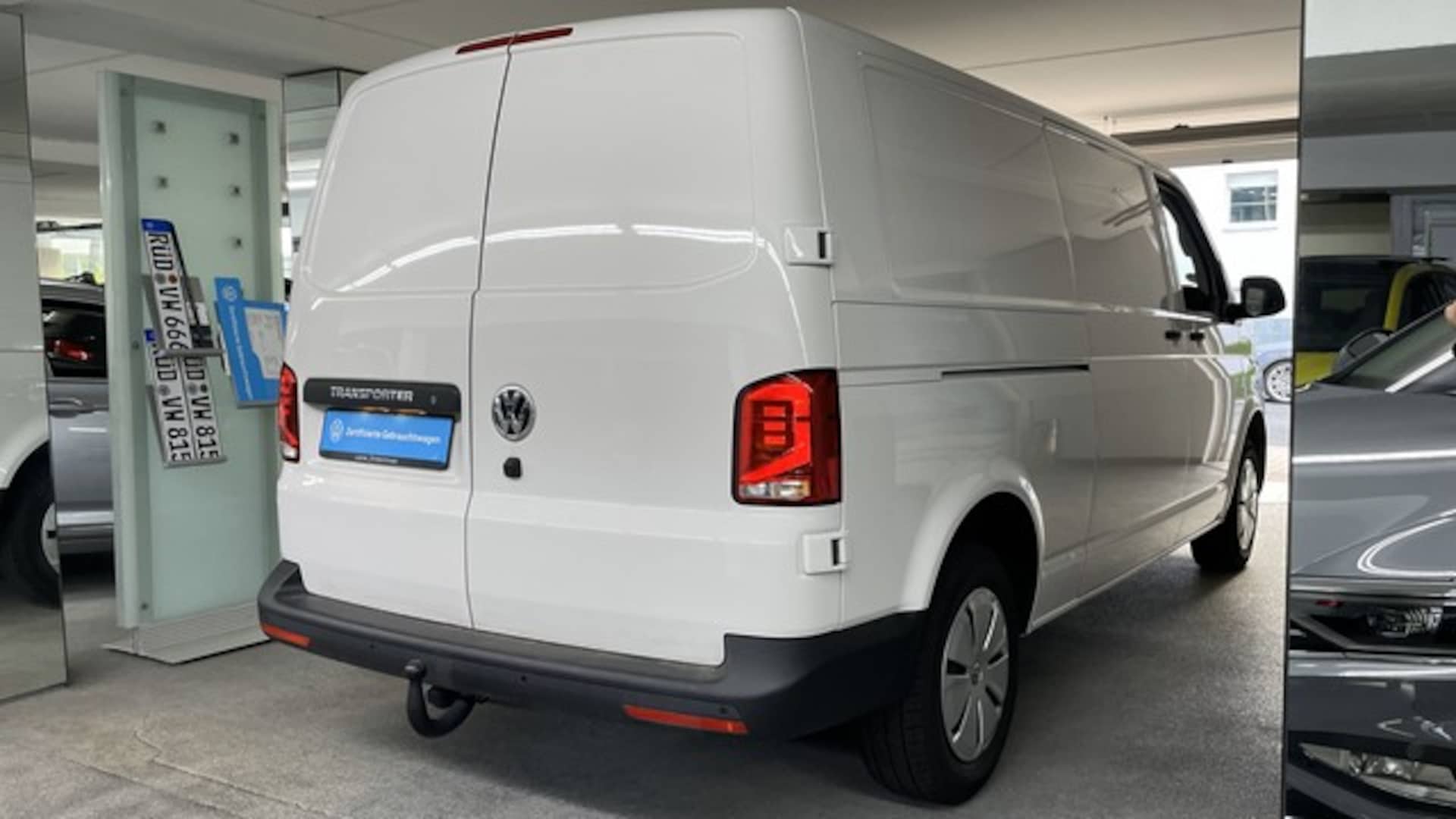Volkswagen T6.1 Transporter Kasten langer Radstand