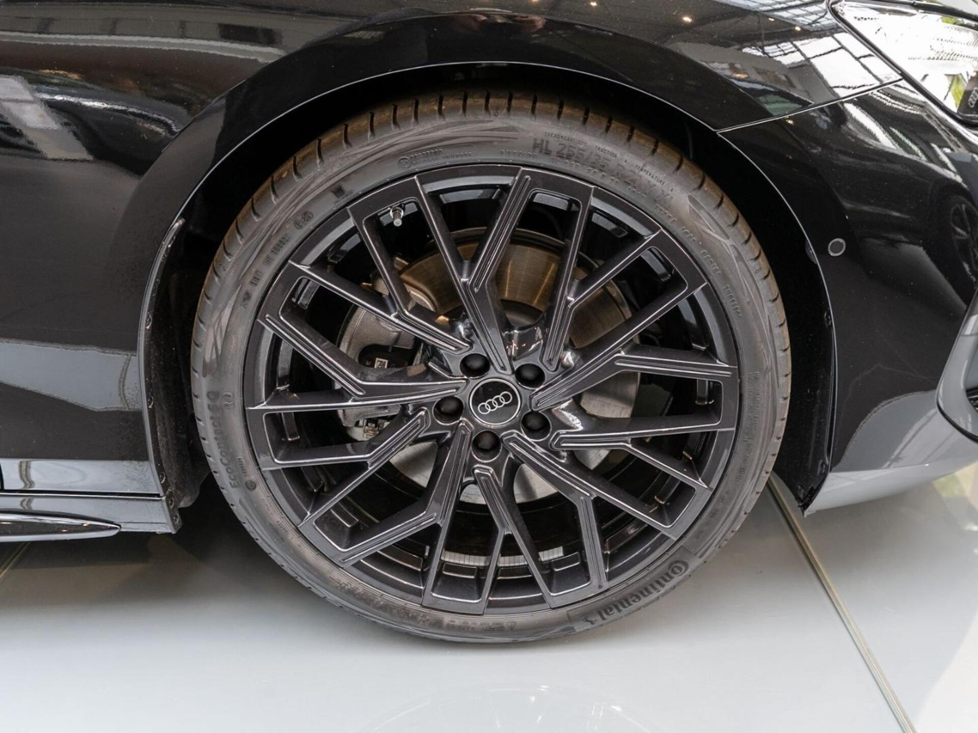 Audi A6 Limousine edition one