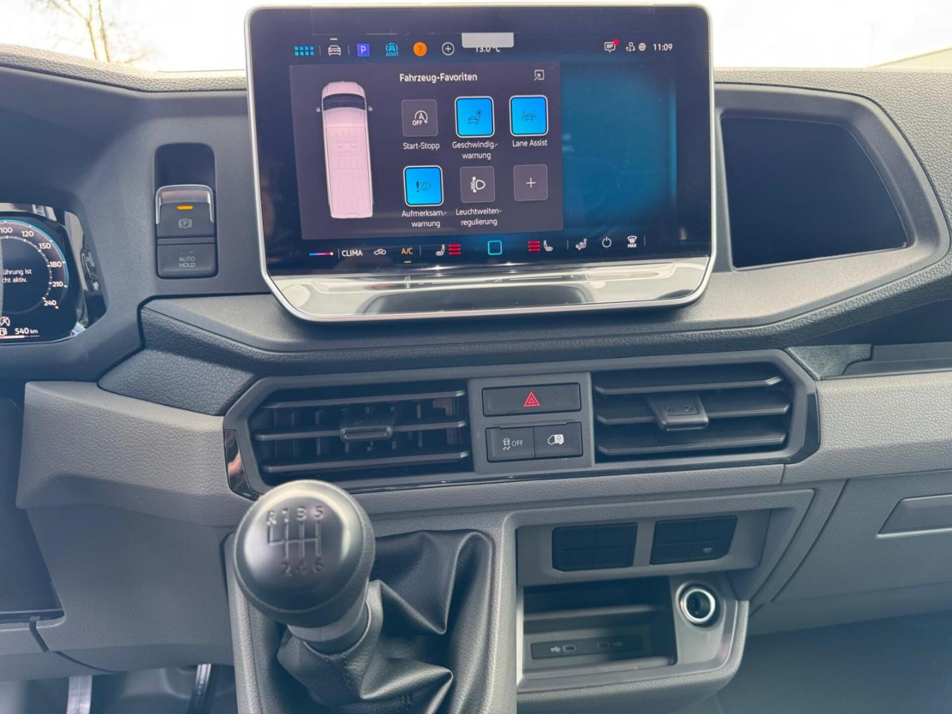 Volkswagen Crafter Kasten langer Radstand