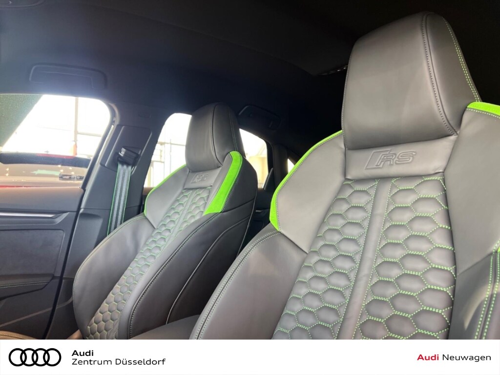 Image about Audi RS 3 Limousine TFSI quattro S tronic