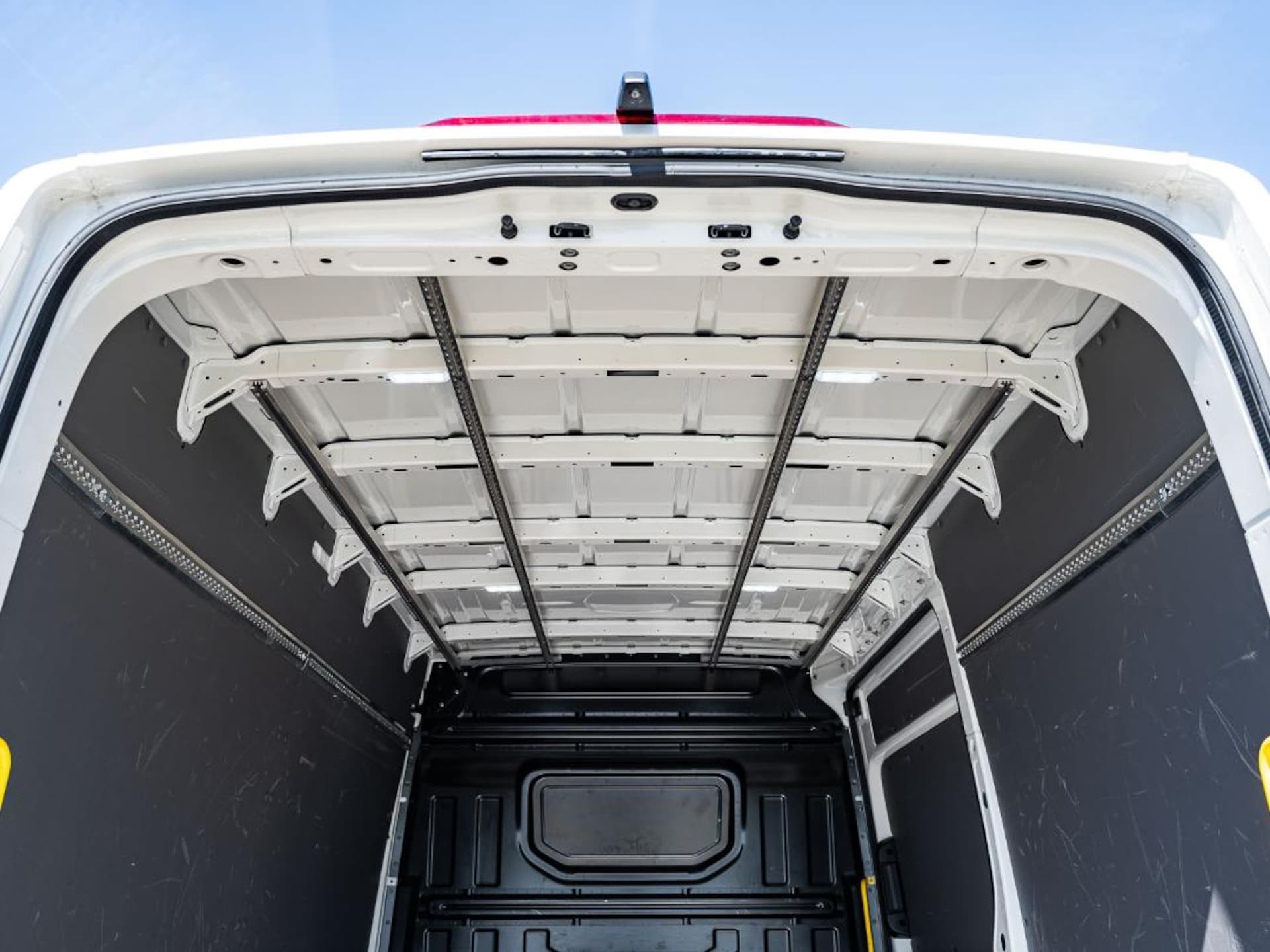 Volkswagen Crafter Kasten mittlerer Radstand
