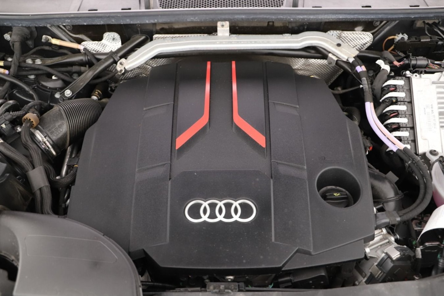 Bild über Audi SQ5 Sportback TDI tiptronic - für weitere Informationen kontaktieren Sie den Audi Partner