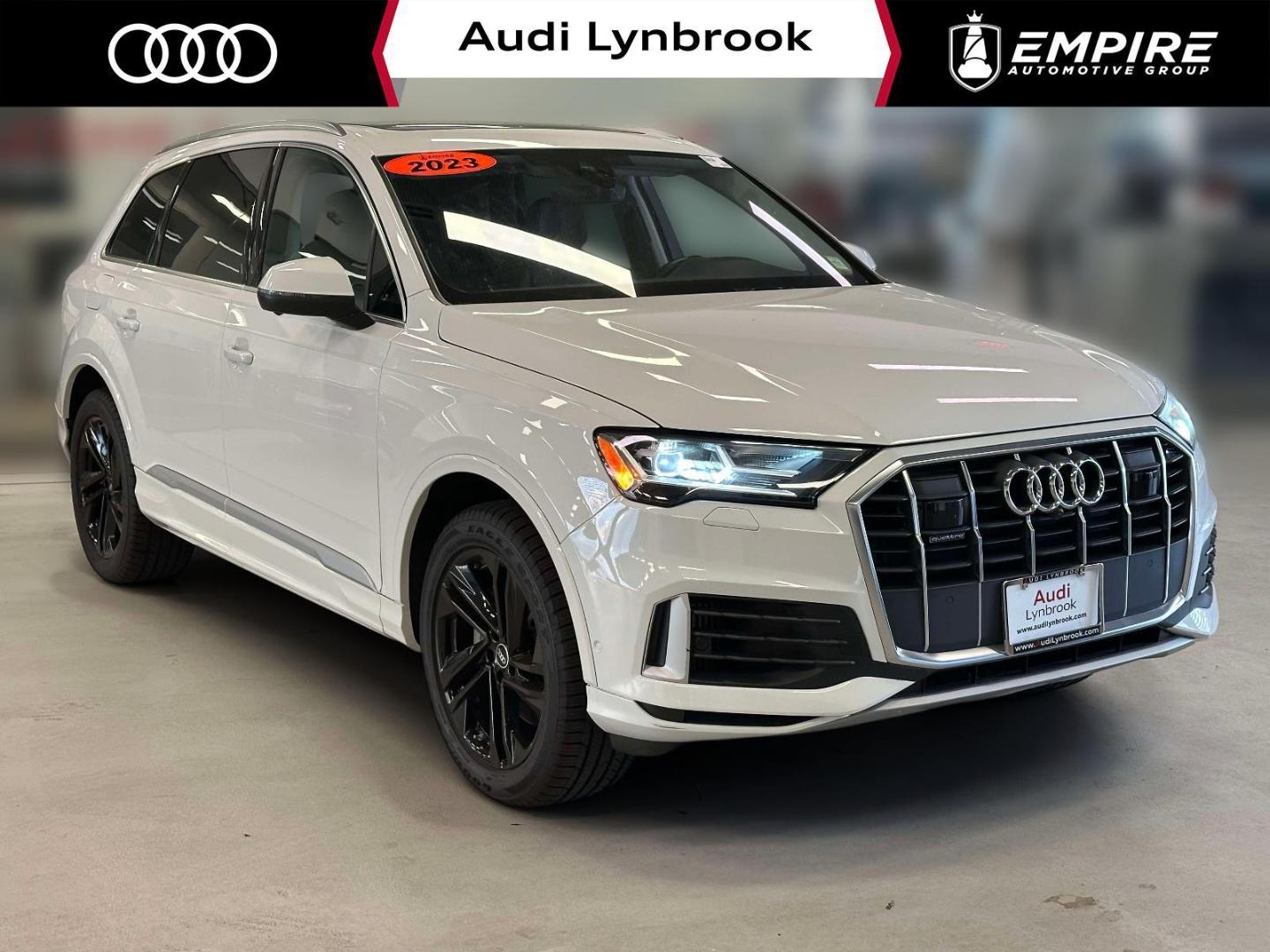 2023 Audi Q7 55 Premium Plus quattro Tiptronic's photo