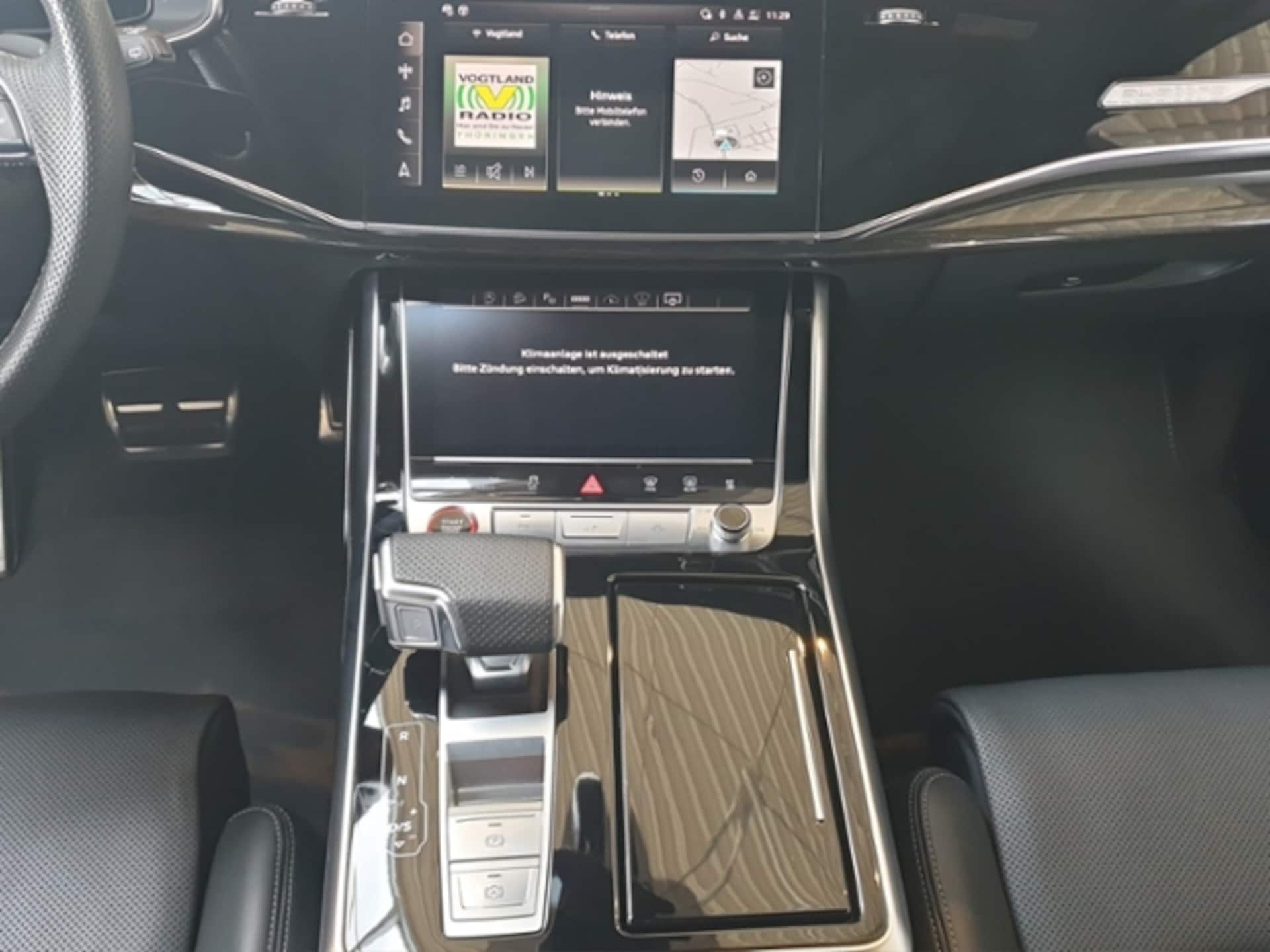 Audi SQ7 SUV