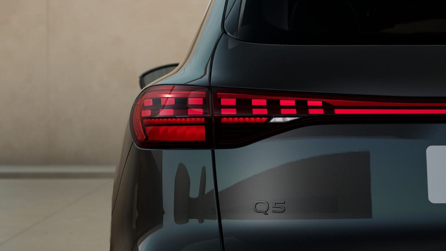 Bild über Audi Q5 SUV TFSI 150 kW S tronic - für weitere Informationen kontaktieren Sie den Audi Partner