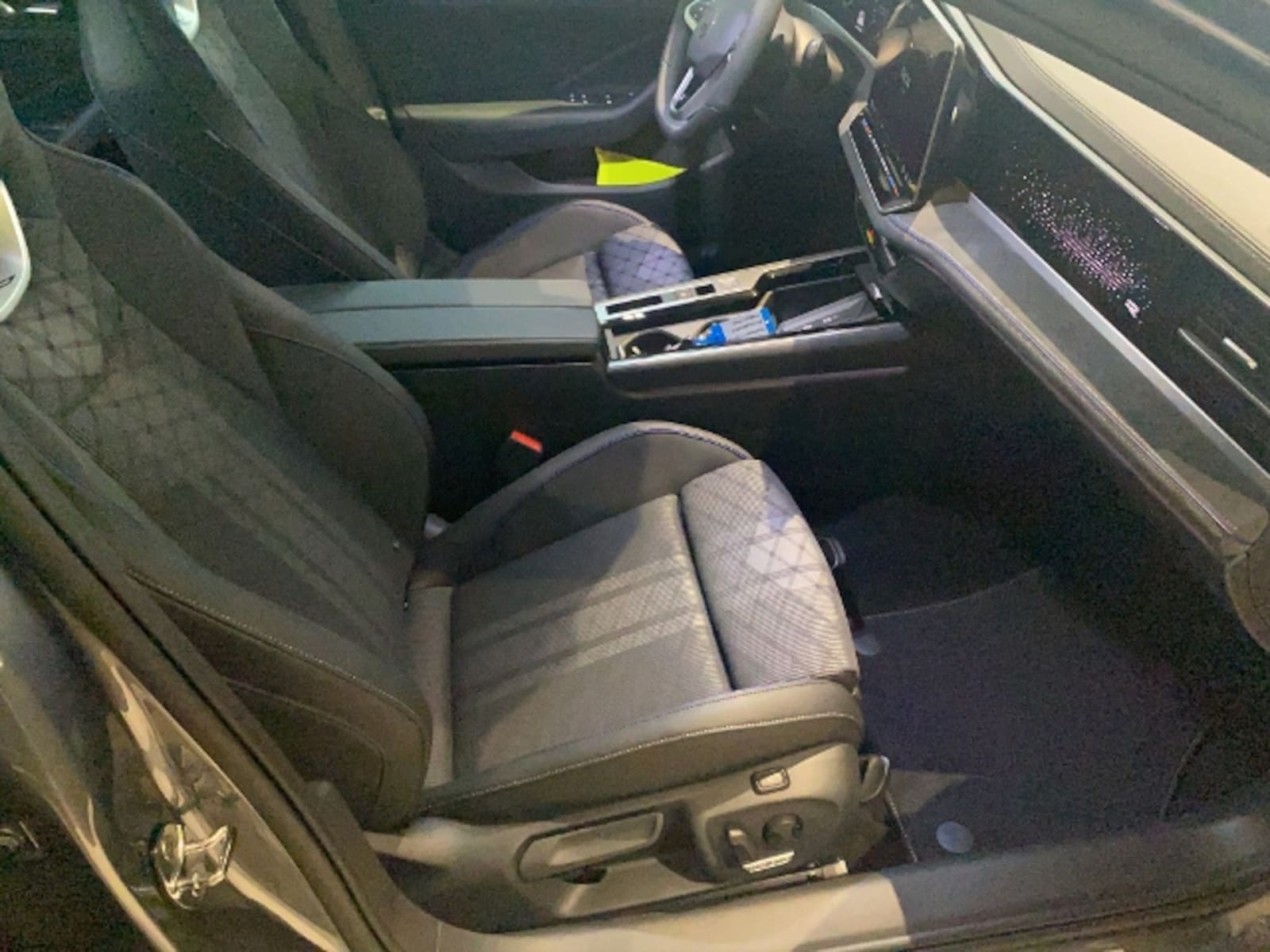 Volkswagen Passat – Bild 19