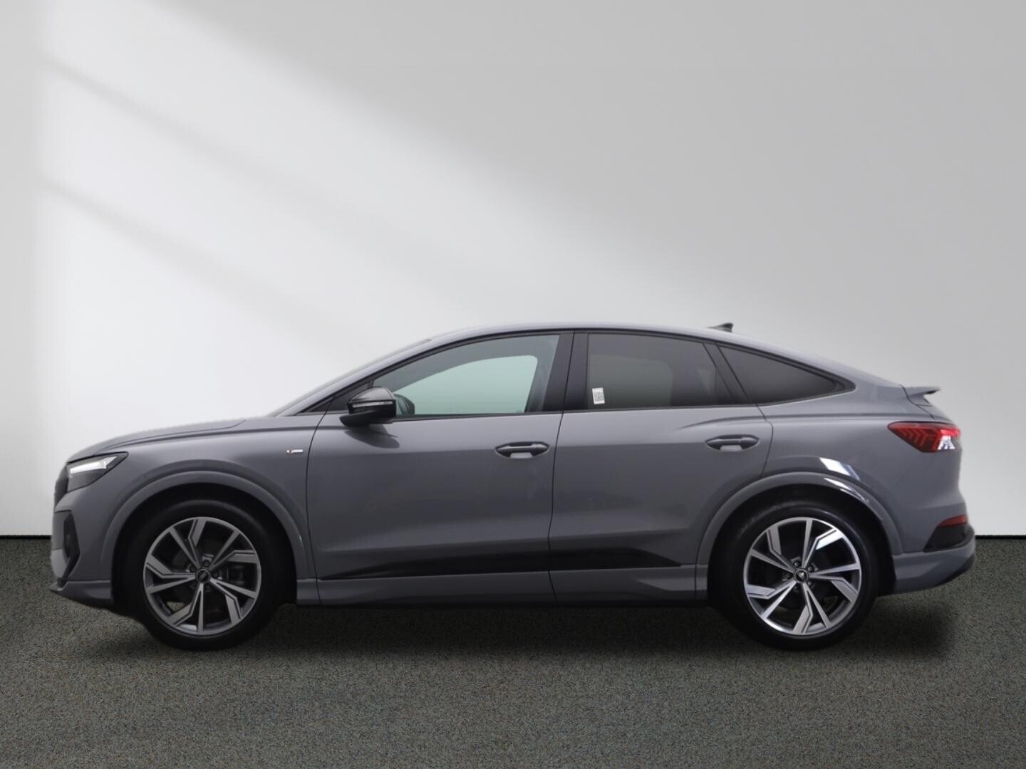 Image about Audi Q4 Sportback e-tron 35 e-tron