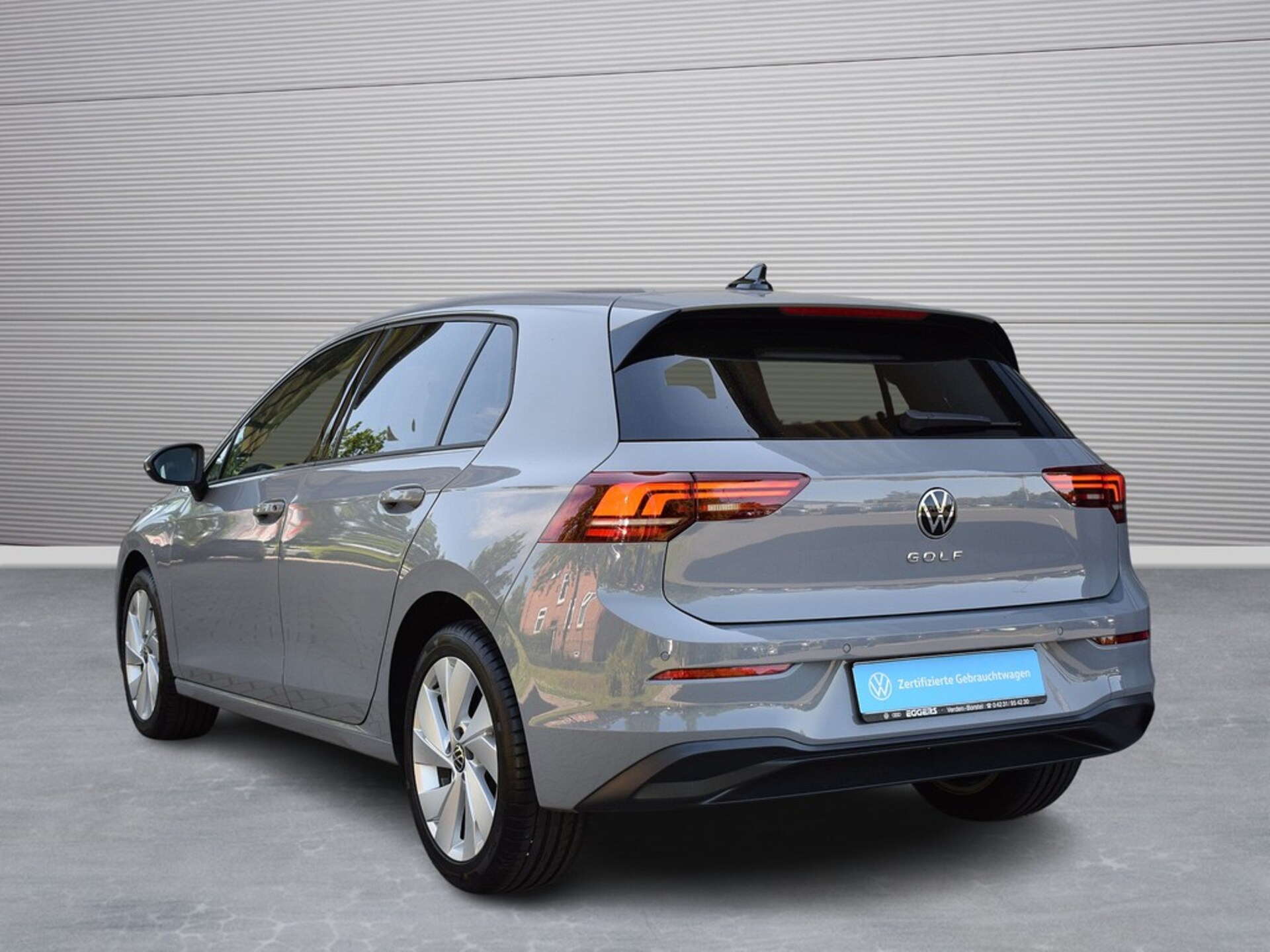 Volkswagen Golf Life