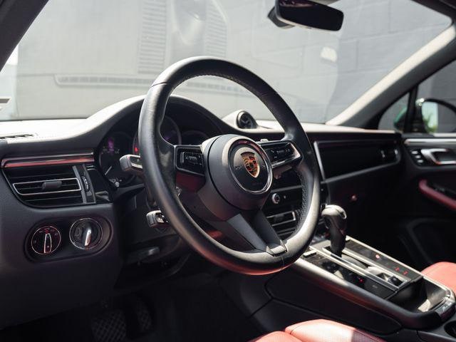 2023 Porsche Macan